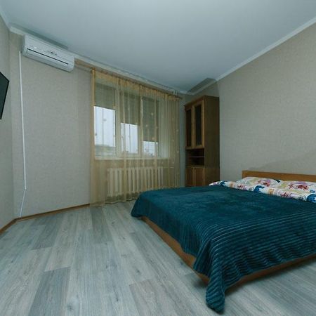 Apartament Ахматовой 45 Kijów Zewnętrze zdjęcie